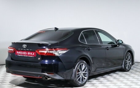 Toyota Camry, 2021 год, 3 449 000 рублей, 5 фотография