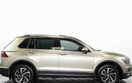 Volkswagen Tiguan II, 2018 год, 2 095 000 рублей, 4 фотография