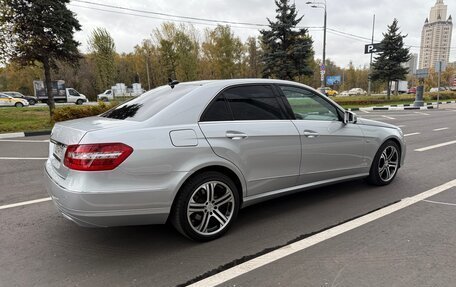 Mercedes-Benz E-Класс, 2011 год, 1 730 000 рублей, 4 фотография