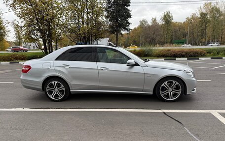 Mercedes-Benz E-Класс, 2011 год, 1 730 000 рублей, 8 фотография