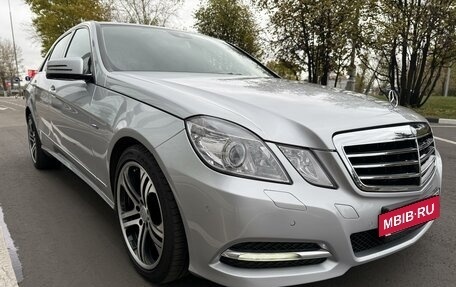 Mercedes-Benz E-Класс, 2011 год, 1 730 000 рублей, 14 фотография