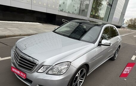 Mercedes-Benz E-Класс, 2011 год, 1 730 000 рублей, 15 фотография