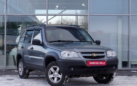 Chevrolet Niva I рестайлинг, 2018 год, 814 000 рублей, 3 фотография