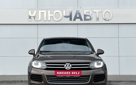 Volkswagen Touareg III, 2012 год, 2 180 000 рублей, 2 фотография