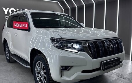 Toyota Land Cruiser Prado 150 рестайлинг 2, 2018 год, 5 290 000 рублей, 2 фотография