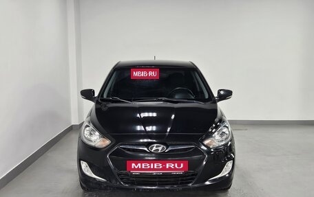 Hyundai Solaris II рестайлинг, 2011 год, 693 000 рублей, 3 фотография