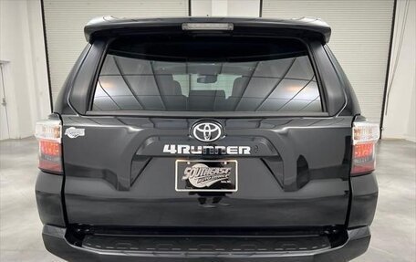 Toyota 4Runner V, 2022 год, 9 397 000 рублей, 5 фотография