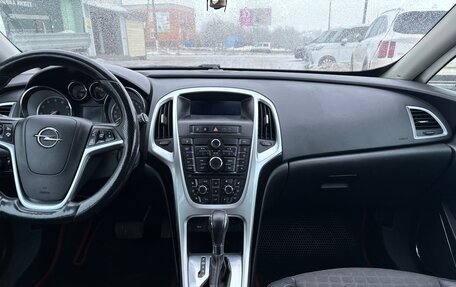 Opel Astra J, 2014 год, 1 050 000 рублей, 13 фотография