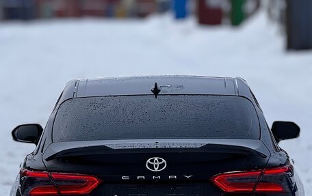 Toyota Camry, 2020 год, 3 400 000 рублей, 2 фотография