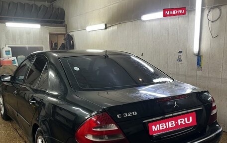 Mercedes-Benz E-Класс, 2003 год, 650 000 рублей, 6 фотография