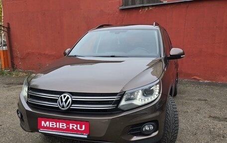 Volkswagen Tiguan I, 2015 год, 2 099 000 рублей, 4 фотография