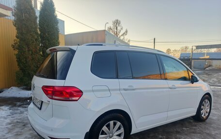 Volkswagen Touran III, 2017 год, 1 800 000 рублей, 17 фотография