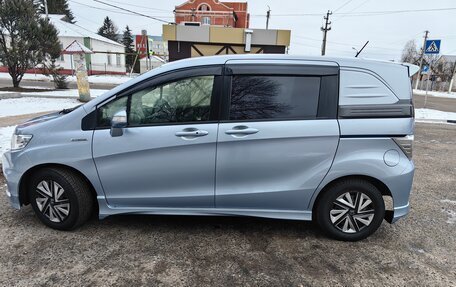 Honda Freed I, 2012 год, 1 390 000 рублей, 4 фотография