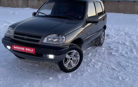 Chevrolet Niva I рестайлинг, 2005 год, 345 000 рублей, 2 фотография