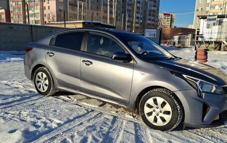 KIA Rio IV, 2020 год, 1 100 000 рублей, 6 фотография