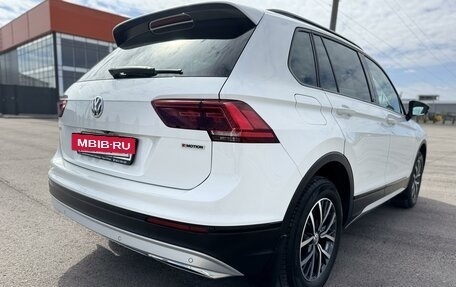 Volkswagen Tiguan II, 2019 год, 2 850 000 рублей, 6 фотография