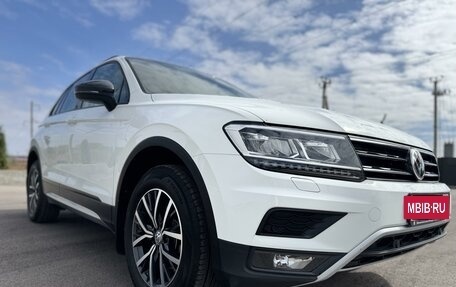 Volkswagen Tiguan II, 2019 год, 2 850 000 рублей, 2 фотография