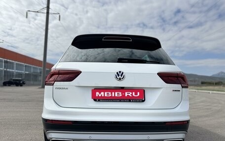 Volkswagen Tiguan II, 2019 год, 2 850 000 рублей, 5 фотография