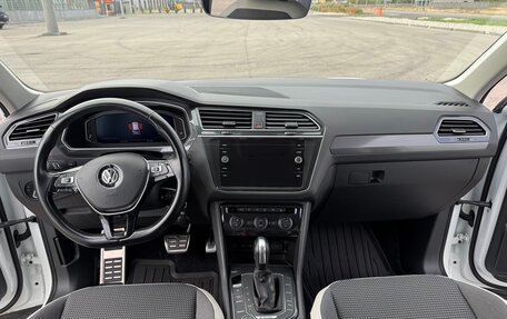 Volkswagen Tiguan II, 2019 год, 2 850 000 рублей, 29 фотография