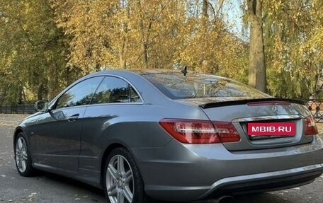 Mercedes-Benz E-Класс, 2012 год, 1 730 000 рублей, 8 фотография