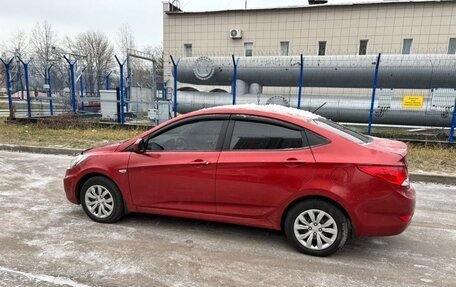 Hyundai Solaris II рестайлинг, 2011 год, 560 000 рублей, 2 фотография