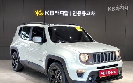 Jeep Renegade I рестайлинг, 2022 год, 2 500 000 рублей, 1 фотография