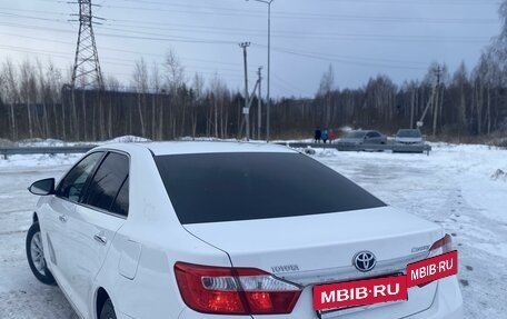 Toyota Camry, 2012 год, 1 980 000 рублей, 5 фотография