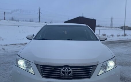 Toyota Camry, 2012 год, 1 980 000 рублей, 3 фотография