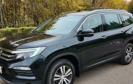 Honda Pilot III рестайлинг, 2017 год, 3 650 000 рублей, 2 фотография