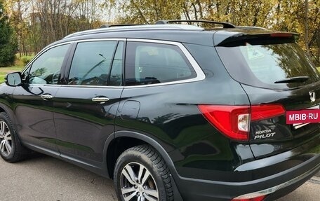 Honda Pilot III рестайлинг, 2017 год, 3 650 000 рублей, 4 фотография