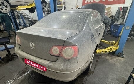 Volkswagen Passat B6, 2006 год, 600 000 рублей, 3 фотография