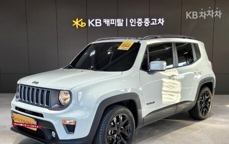 Jeep Renegade I рестайлинг, 2022 год, 2 500 000 рублей, 2 фотография