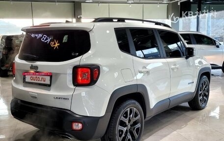 Jeep Renegade I рестайлинг, 2022 год, 2 500 000 рублей, 3 фотография