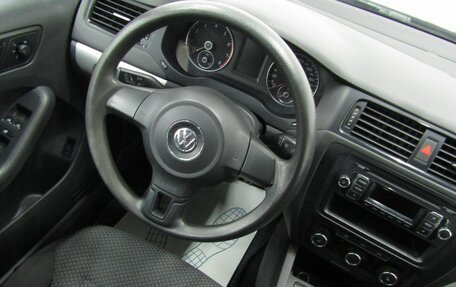 Volkswagen Jetta VI, 2013 год, 945 000 рублей, 15 фотография