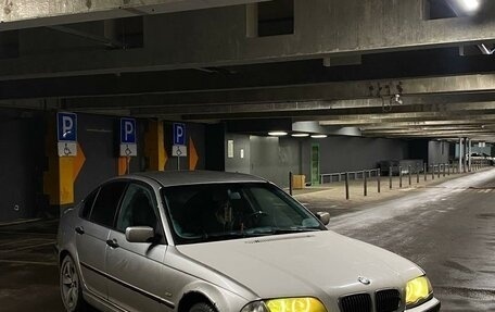 BMW 3 серия, 2001 год, 550 000 рублей, 13 фотография