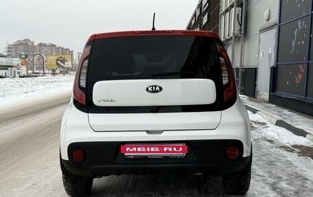 KIA Soul II рестайлинг, 2017 год, 1 685 000 рублей, 5 фотография