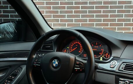 BMW 5 серия, 2013 год, 1 800 000 рублей, 17 фотография