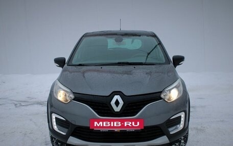 Renault Kaptur I рестайлинг, 2017 год, 1 670 000 рублей, 2 фотография