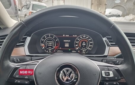 Volkswagen Passat B8 рестайлинг, 2018 год, 2 760 000 рублей, 13 фотография