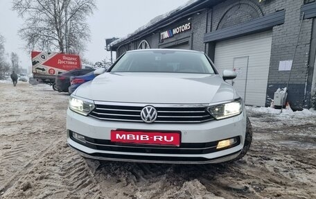 Volkswagen Passat B8 рестайлинг, 2018 год, 2 760 000 рублей, 9 фотография