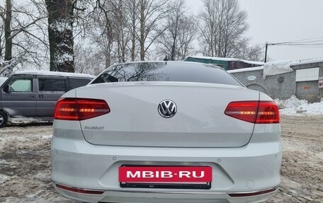 Volkswagen Passat B8 рестайлинг, 2018 год, 2 760 000 рублей, 11 фотография