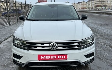 Volkswagen Tiguan II, 2019 год, 2 850 000 рублей, 6 фотография