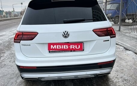 Volkswagen Tiguan II, 2019 год, 2 850 000 рублей, 5 фотография