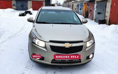 Chevrolet Cruze II, 2012 год, 990 000 рублей, 4 фотография