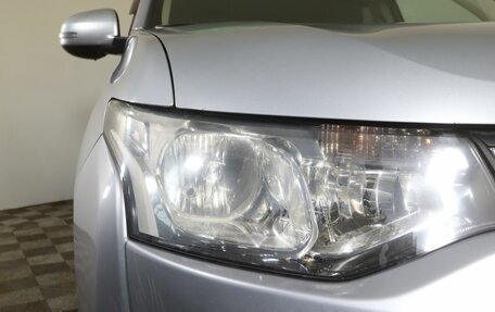 Mitsubishi Outlander III рестайлинг 3, 2012 год, 1 499 000 рублей, 11 фотография