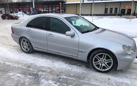 Mercedes-Benz C-Класс, 2001 год, 680 000 рублей, 5 фотография