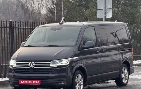 Volkswagen Multivan T6 рестайлинг, 2020 год, 8 290 000 рублей, 2 фотография