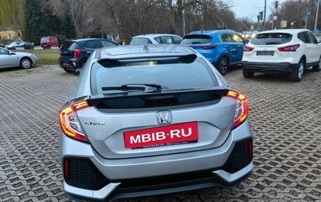 Honda Civic, 2021 год, 2 130 000 рублей, 6 фотография