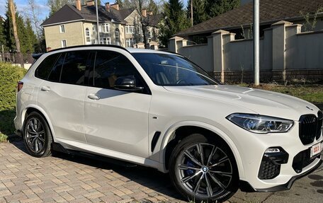 BMW X5, 2019 год, 6 400 000 рублей, 3 фотография