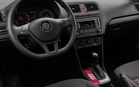 Volkswagen Polo VI (EU Market), 2019 год, 1 820 000 рублей, 3 фотография